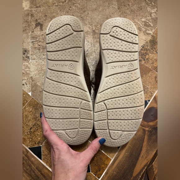 Ariat - Hilo Shoes - Picture 6 of 6